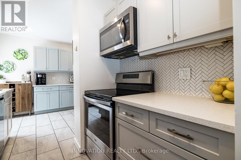 29648620/128-pickwick-drive/cedargrovefraserdale/ottawa/ontario/K2J3C7_13