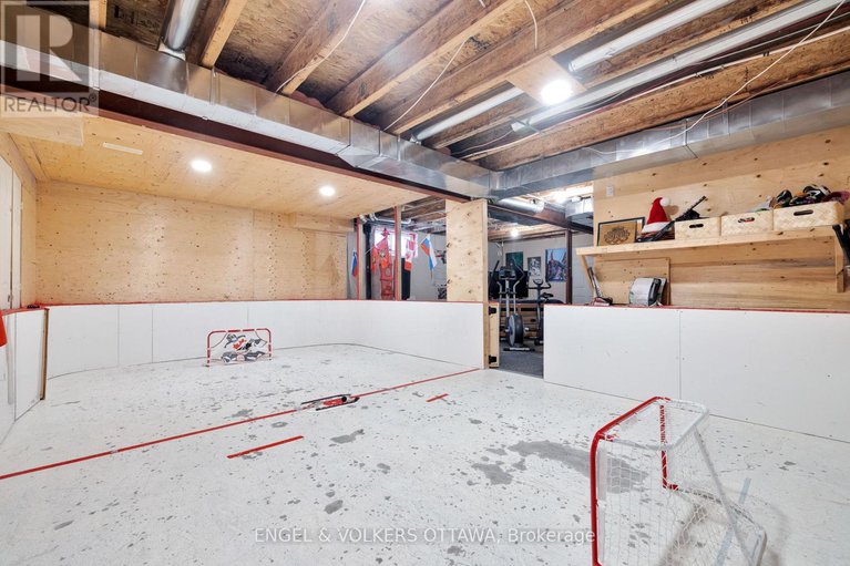 29155937/823-scala-avenue/notting-hillsummerside/ottawa/ontario/K4A4M2_29