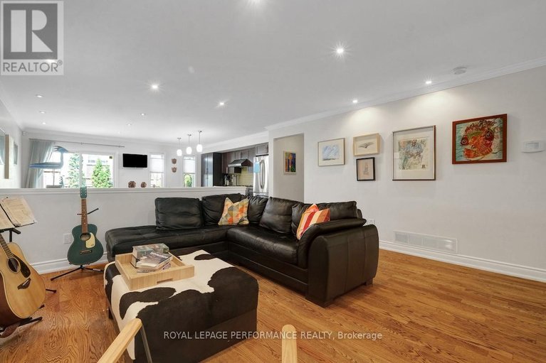 29637319/257-currell-avenue/westborohampton-park/ottawa/ontario/K1Z7J5_4