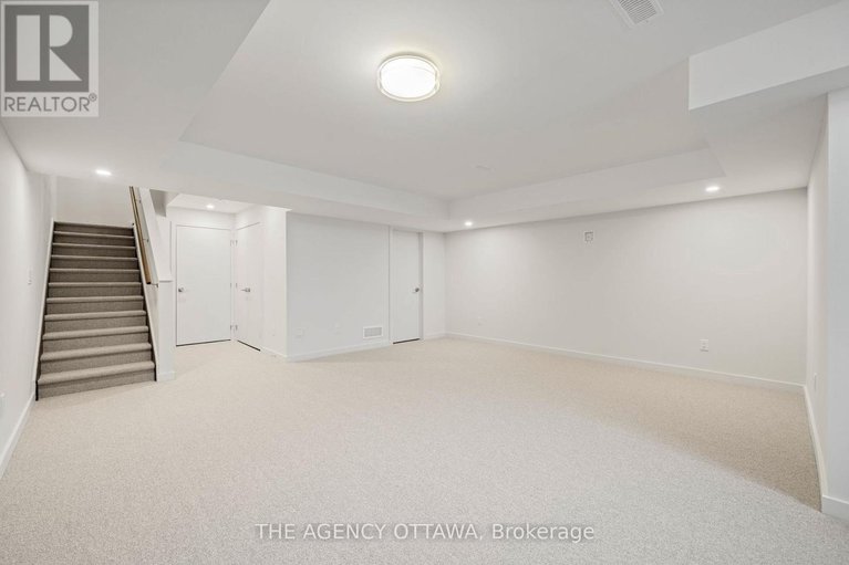 29454597/267-apricot-street/riverside-south/ottawa/ontario/K1X0K1_33