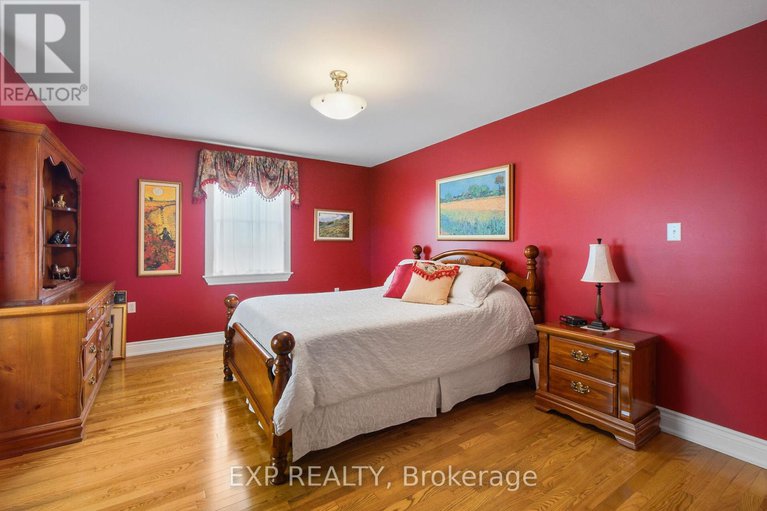 28754156/183-hamilton-road/russell-twp/russell/ontario/K4R0J1_13