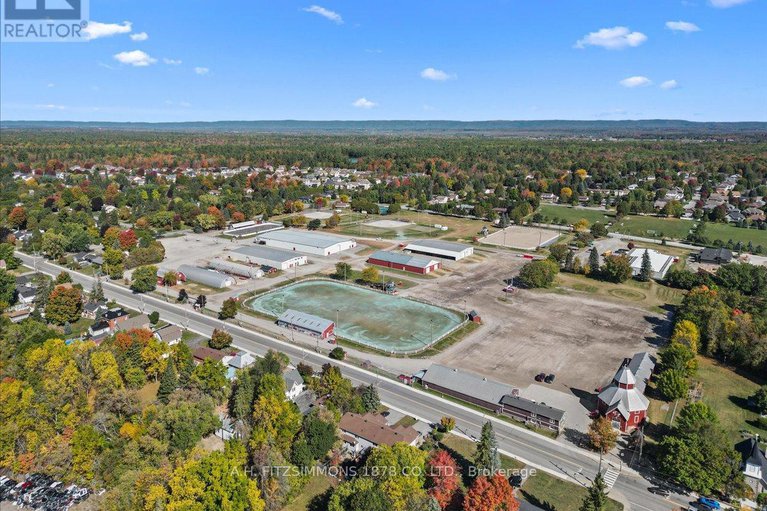 29037690/3791-carp-road/carp/ottawa/ontario/K0A1L0_45