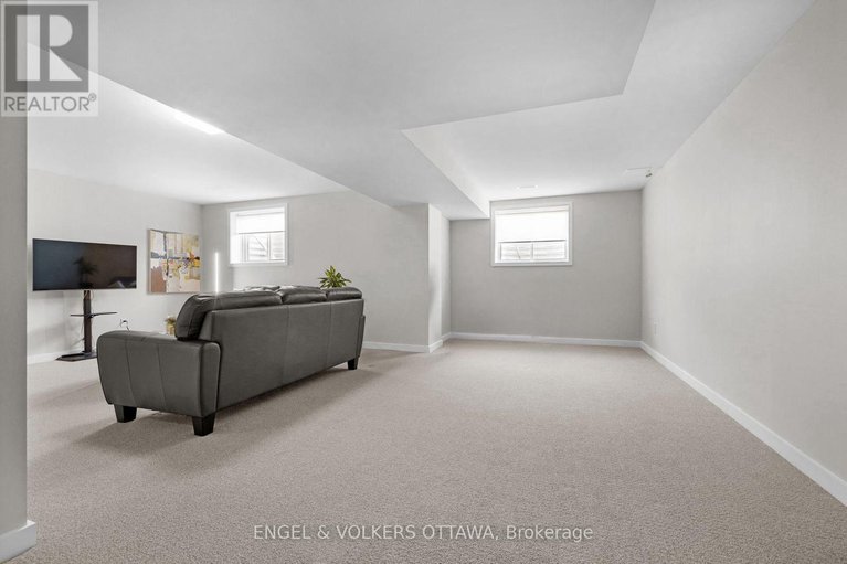 29402530/126-orchestra-way/riverside-southgloucester-glen/ottawa/ontario/K4M0R5_33