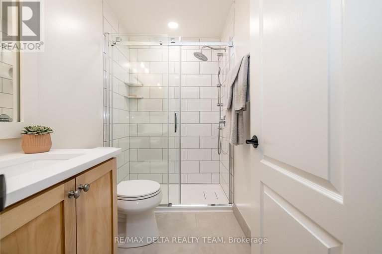 28544591/1779-heatherstone-crescent/springridgeeast-village/ottawa/ontario/K4A4P3_26