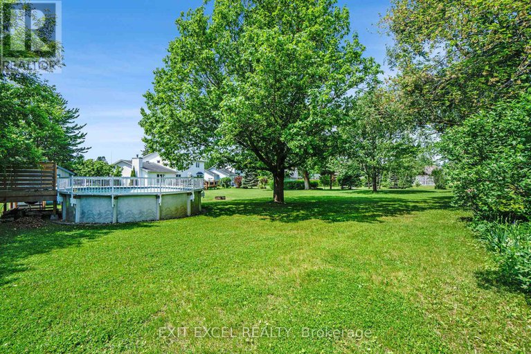 28425414/1551-stanleyfield-crescent/greely/ottawa/ontario/K4P1M7_28