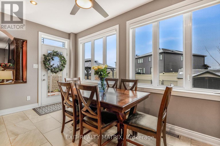 29122588/414-fairlakes-way/avalon-east/ottawa/ontario/K4A0L1_16