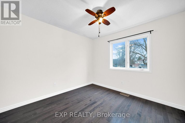 29689048/66-kimbolton-crescent/morgans-grantsouth-march/ottawa/ontario/K2K2S4_24