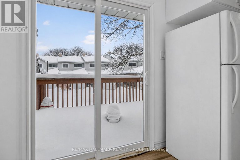 29293423/7-86-esterlawn-private/mckellar-heightsglabar-park/ottawa/ontario/K2A4C1_5