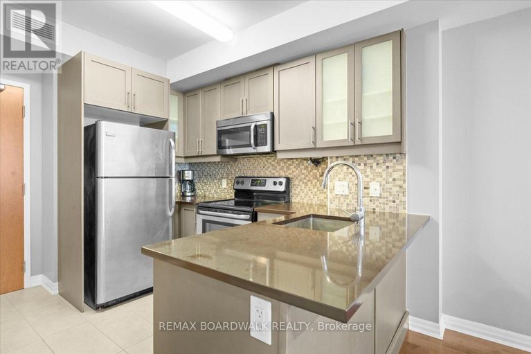 29646330/2107-242-rideau-street/sandy-hill/ottawa/ontario/K1N0B7_8