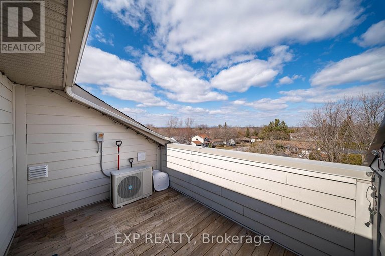 29608376/28-meach-private/stittsville-south/ottawa/ontario/K2S0T8_23