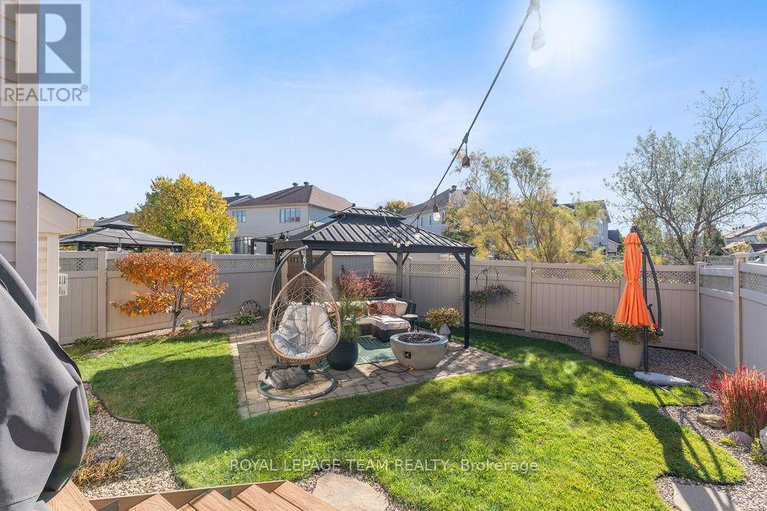 29011839/141-trail-side-circle/springridgeeast-village/ottawa/ontario/K4A5B3_39