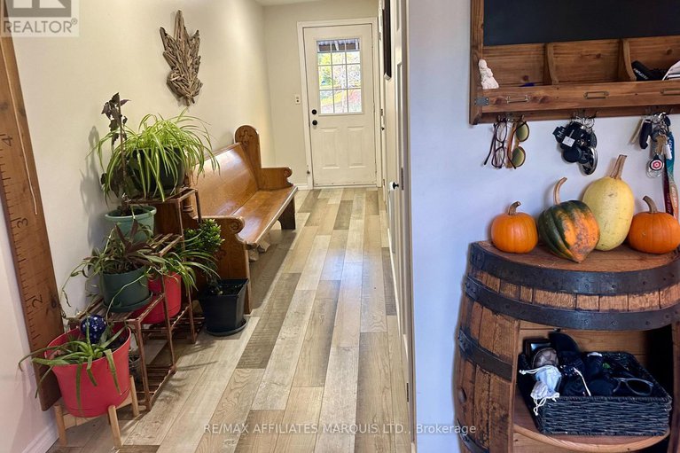 29073398/19663-william-street/south-glengarry-charlottenburgh-twp/south-glengarry/ontario/K0C2J0_10