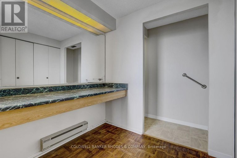 29640041/1308-1285-cahill-drive/south-keys/ottawa/ontario/K1V9A7_19