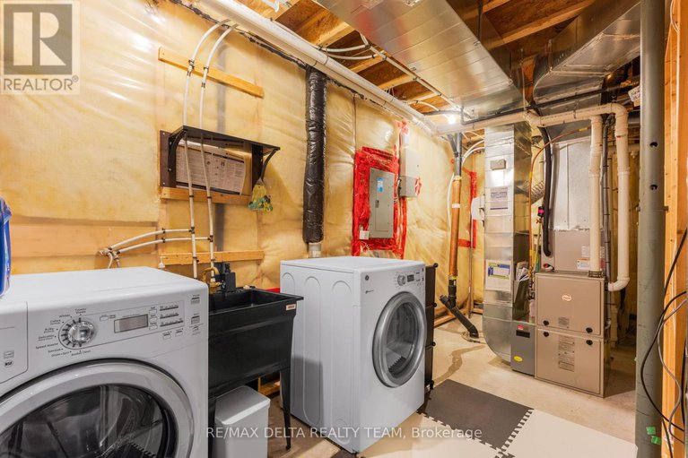 28643718/564-langelier-avenue/mer-bleuebradley-estatesanderson-park/ottawa/ontario/K1W0E7_28