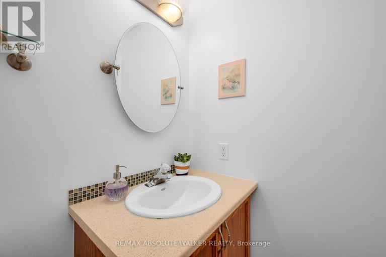28785480/501-harrowsmith-way/fallingbrookgardenway-south/ottawa/ontario/K4A2Z2_17
