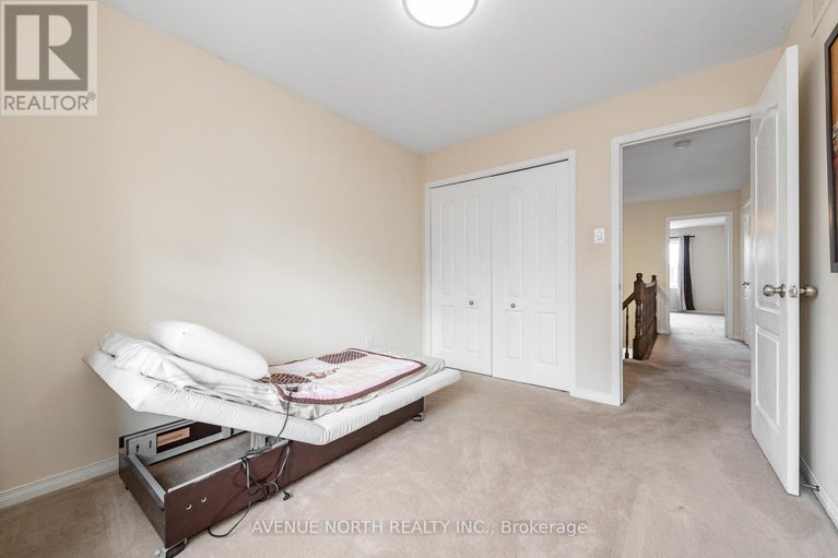 29105316/361-royal-fern-way/riverside-southgloucester-glen/ottawa/ontario/K1V2K6_35