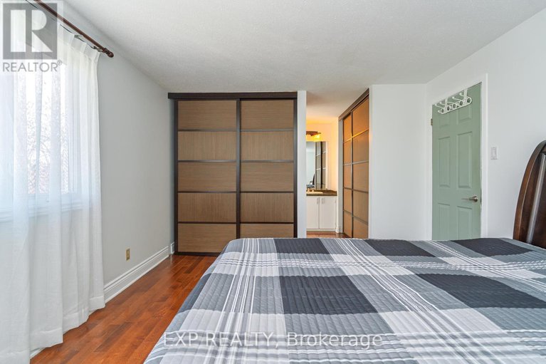 28550236/184-des-pins-place/queenswood-heights-south/ottawa/ontario/K1E2T5_17