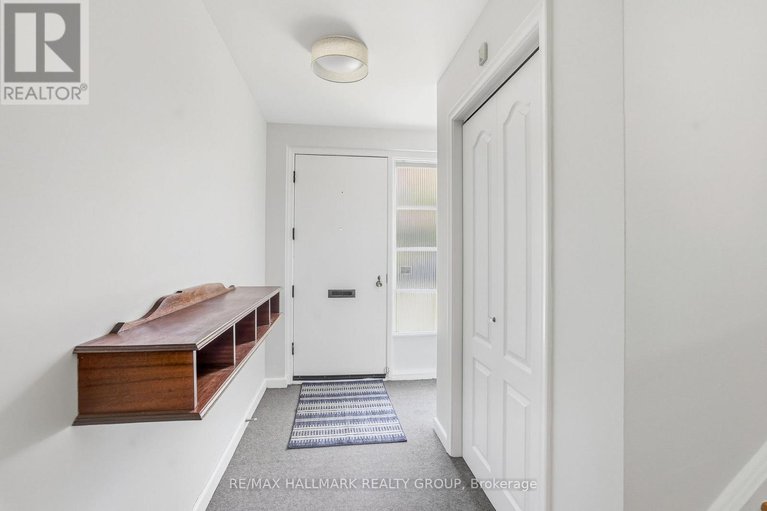 29046798/1760-laxton-crescent/bel-air-heights/ottawa/ontario/K2C2N3_4