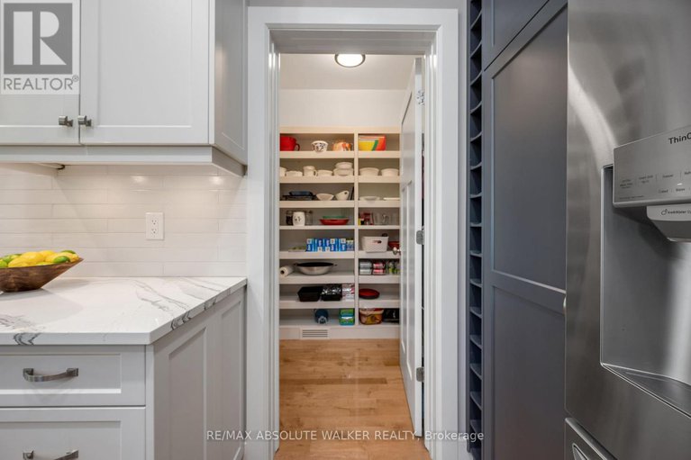 28513868/5-melva-avenue/blossom-parkkemp-parkfindlay-creek/ottawa/ontario/K1T3W9_18
