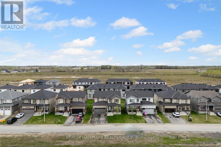 28605728/805-gamble-drive/village-of-russell/russell/ontario/K4R0G6_33