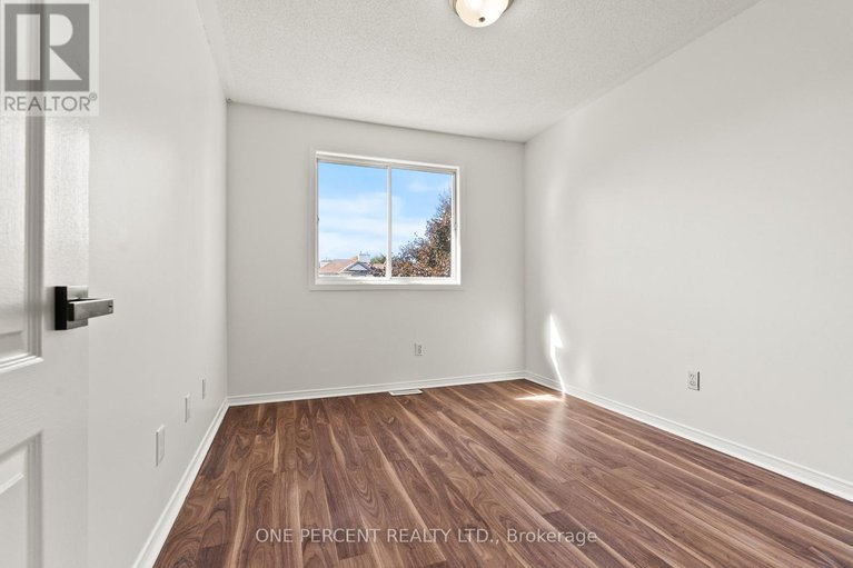 28981712/11-bowen-crescent/kemptville/north-grenville/ontario/K0G1J0_28