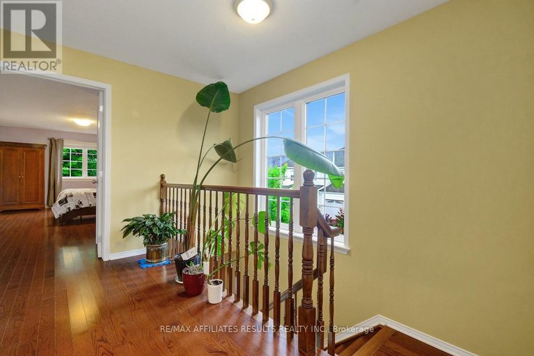 28577158/310-silbrass-private/stonebridge/ottawa/ontario/K2J5M5_24