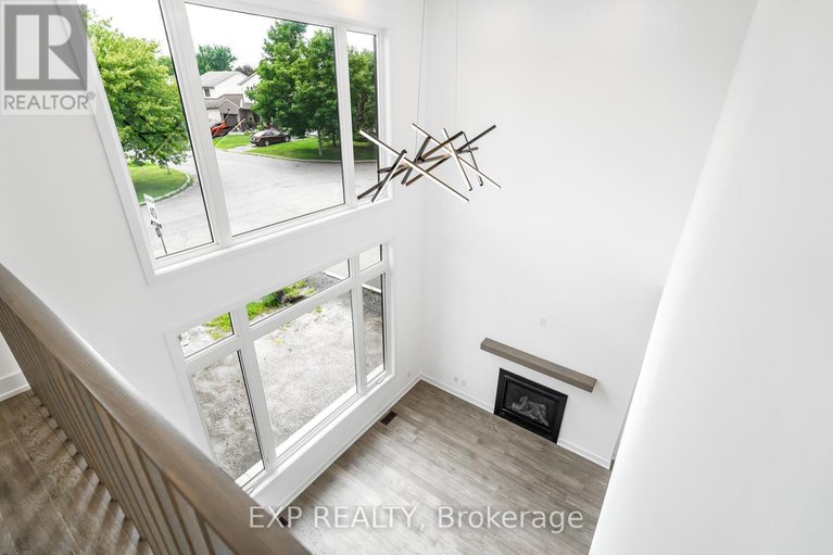 28649196/489-duvernay-drive/queenswood-heights-south/ottawa/ontario/K1E2N7_30