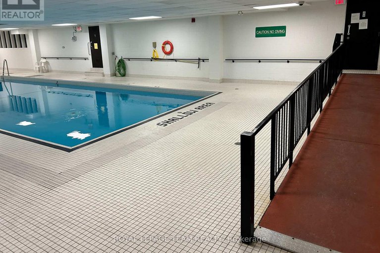 28928272/1004-1485-baseline-road/copeland-park/ottawa/ontario/K2C3L8_26