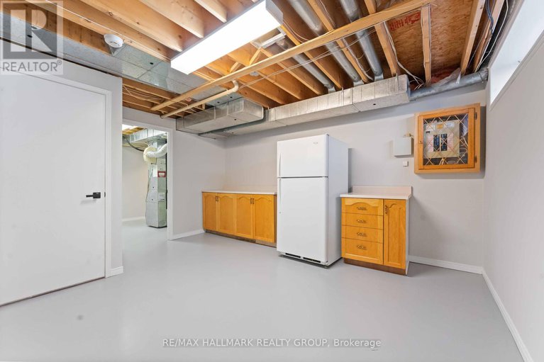 28946187/647-apollo-way/fallingbrookpineridge/ottawa/ontario/K4A1T2_37