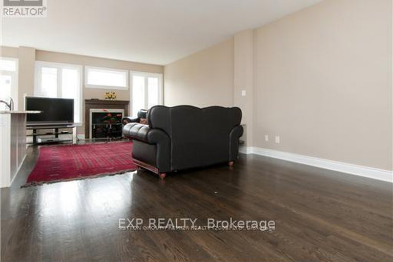 28390179/6793-breanna-cardill-street/greely/ottawa/ontario/K4P0C3_5