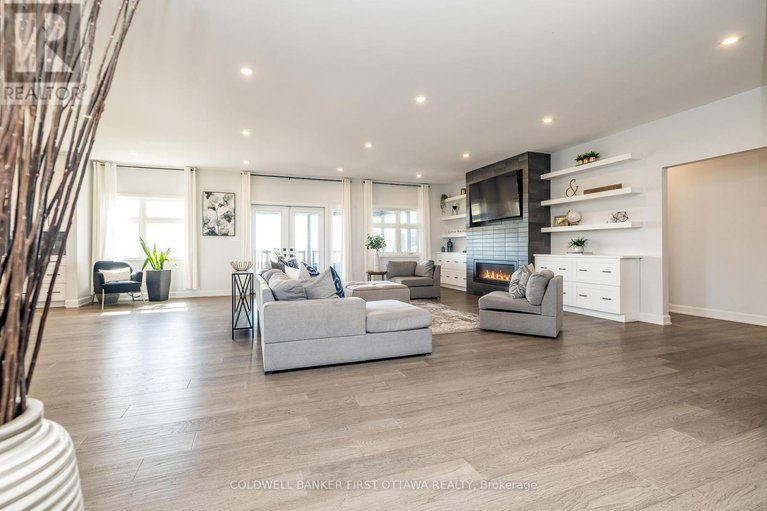 28809013/5758-fernbank-road/remainder-of-stittsville-area/ottawa/ontario/K2S1B6_4
