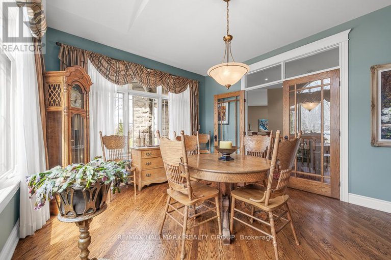 29230411/6980-mansfield-road/btwn-franktown-rd-fallowfield-rd/ottawa/ontario/K2S1B8_22