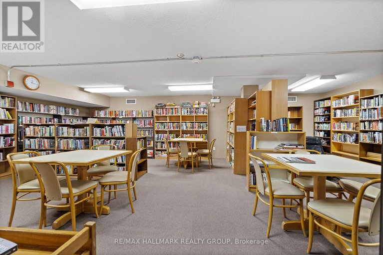 28759987/806-265-poulin-avenue/britannia/ottawa/ontario/K2B7Y8_34
