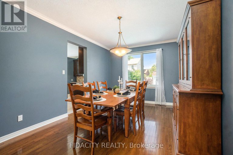 28652644/14-franklin-cathcart-crescent/stittsville-south/ottawa/ontario/K2S2A7_8