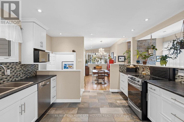 29138832/9-quinpool-crescent/arbeatha-park/ottawa/ontario/K2H6H9_12