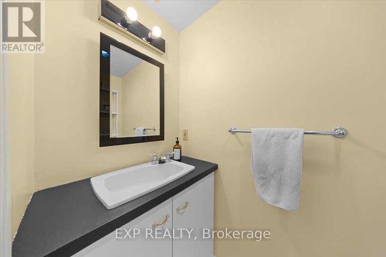 29624617/40-lewis-street/ottawa-centregolden-triangle/ottawa/ontario/K2P0S3_9