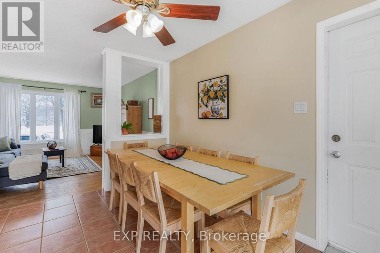 29107612/2690-pattee-road-e/champlain-twp/champlain/ontario/K6A2R2_9