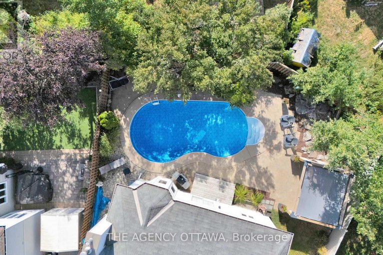 28809011/19-forestglade-crescent/hunt-club-park/ottawa/ontario/K1G5X3_49
