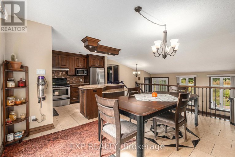 28799332/16-landriault-avenue/champlain-twp/champlain/ontario/K0B1K0_9
