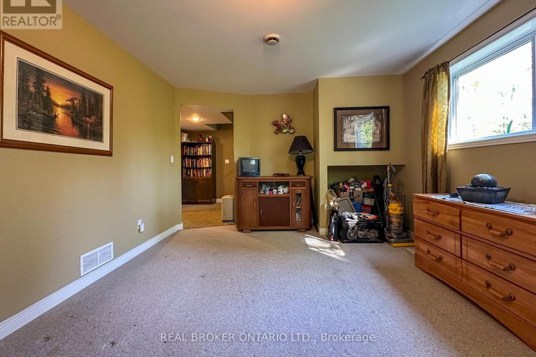 28732192/988-county-44-road/north-grenville-twp-kemptville-south/north-grenville/ontario/K0G1T0_34