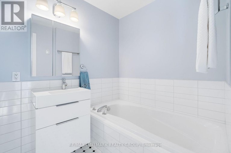 29287336/4-5-harvey-street/ottawa-east/ottawa/ontario/K1S5S5_24