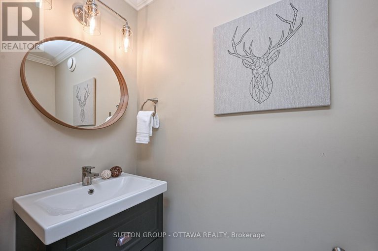 28623139/329-west-ridge-drive/stittsville-south/ottawa/ontario/K2S2G7_24
