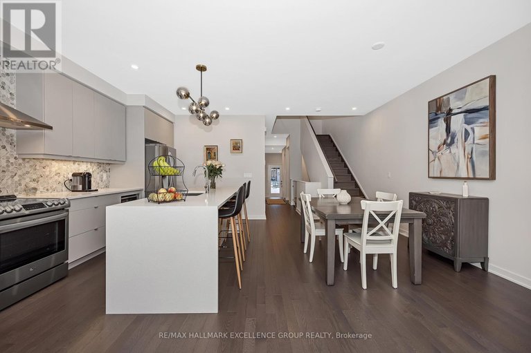 29639073/677-honeydew-street/riverside-southgloucester-glen/ottawa/ontario/K1X0K5_7