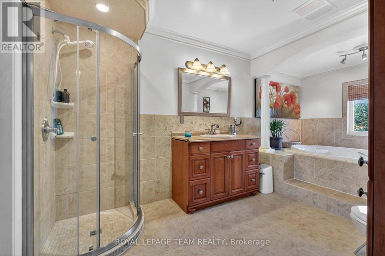 29437879/955-lacroix-road/clarencerockland-twp/clarence-rockland/ontario/K0A2A0_24