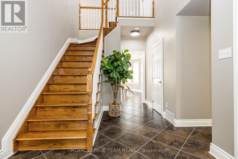 28939850/38-marchvale-drive/rural-kanata-central/ottawa/ontario/K2W1C2_5