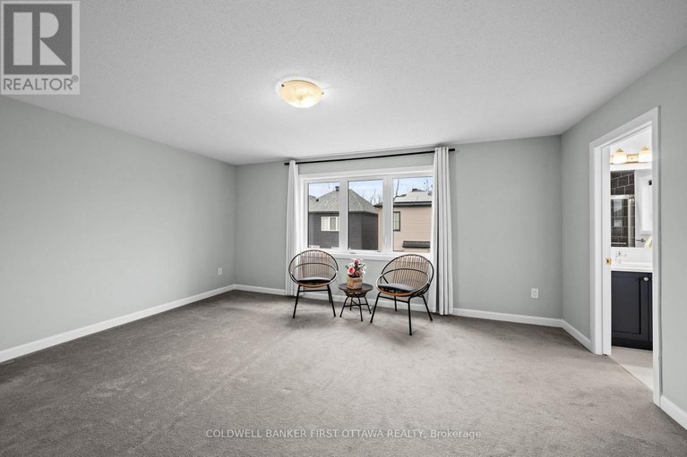 29594082/796-cappamore-drive/half-moon-bay/ottawa/ontario/K2J6V6_20