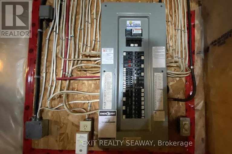 29385962/16825-county-rd-15-road/moose-creek/north-stormont/ontario/K0C1W0_38