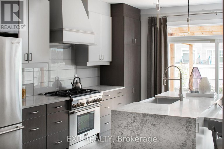 28919314/2490-half-moon-bay-road/half-moon-bay/ottawa/ontario/K2J4H7_3