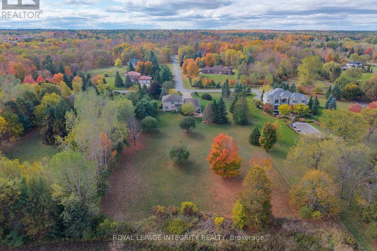 29609930/6-marchbrook-circle/rural-kanata-central/ottawa/ontario/K2W1A1_3