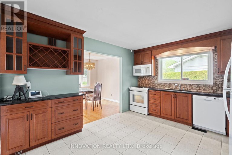 28409524/40-hadley-circle/bells-corners/ottawa/ontario/K2H6N9_9